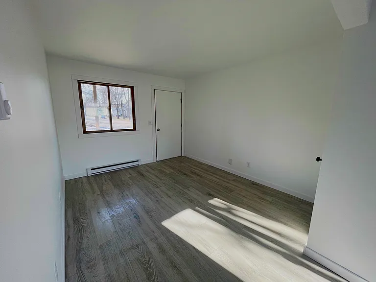903 Genrich St #C — Photo 8