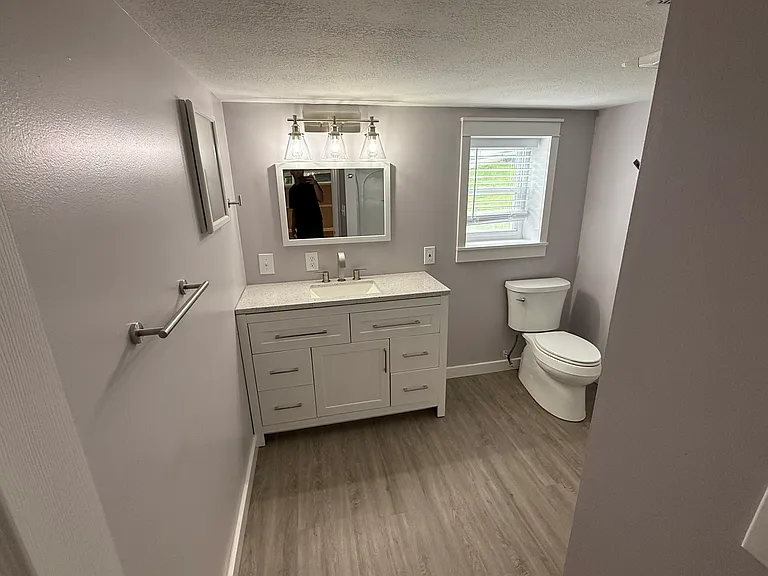 40 L St — Photo 20