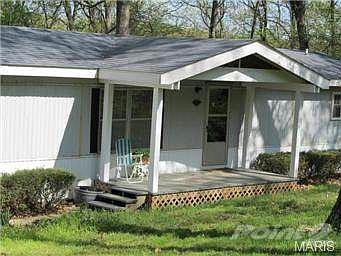 3rd image of 124 Crest Dr