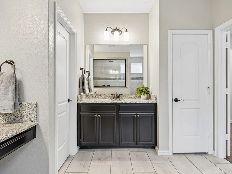 2200 Mountain Creek Ct — Photo 27