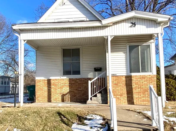 106 N Cedar Ave, West Peoria, IL 61604