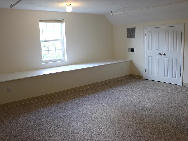 8 Grant St #18 — Photo 20