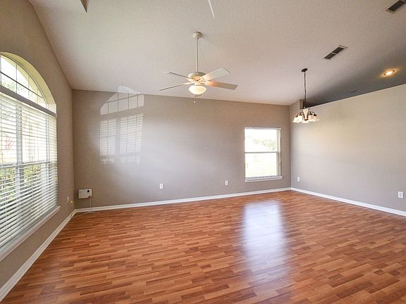4th image of 324 Marathon Ln