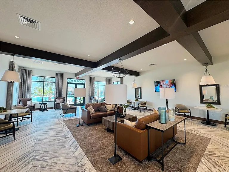 2711 Pioneer Trl — Photo 33