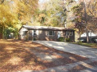 2314 Finchley Dr, Charlotte, NC 28215