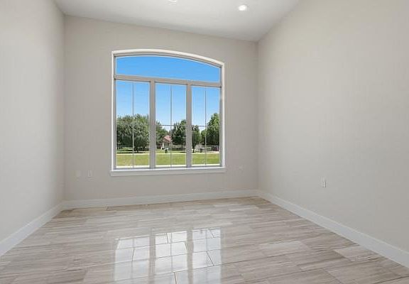 5th image of 30819 Coco St