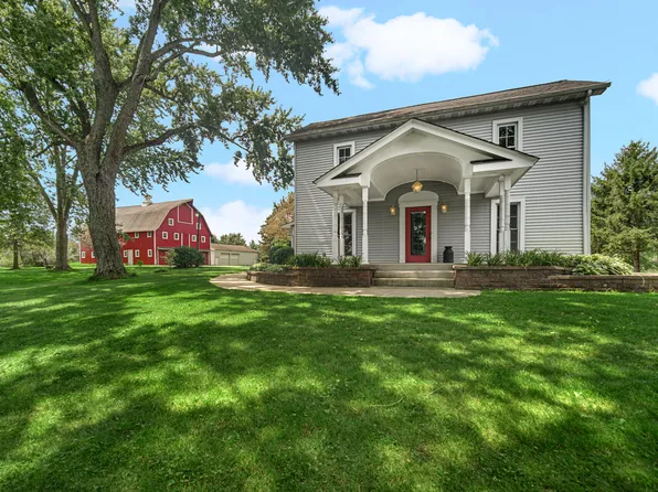 426 N 325 W, Valparaiso, IN 46385