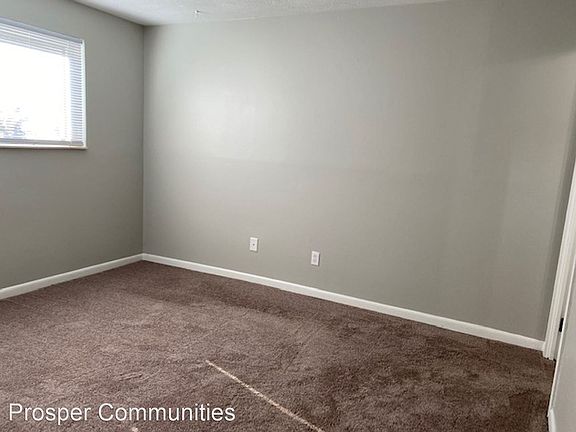 5th image of 721 Delta Ave #5