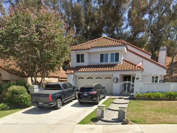 34 Rolling Ridge Dr, Pomona, CA 91766