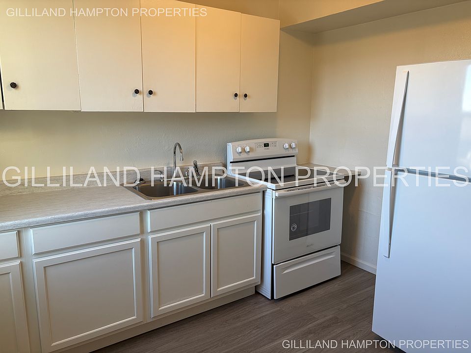 1st image of 318 NW 15th St #318