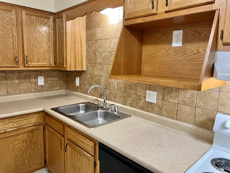 Countrybrook Apartments — Photo 64