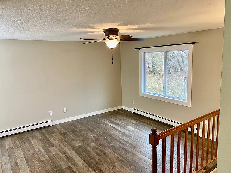4310 Grainwood Cir NE — Photo 3