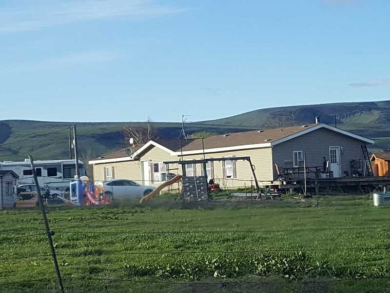 2nd image of 10073 W Wapato Rd