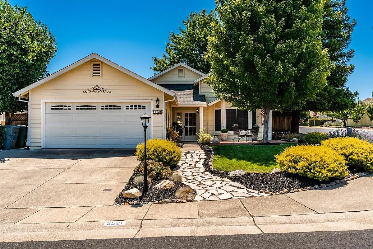 5521 Adobe Ct photo 1