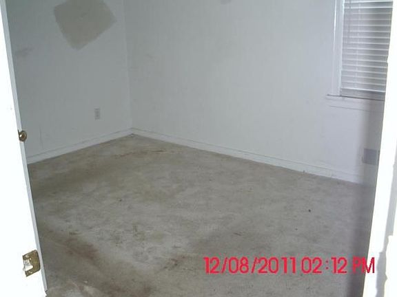 4th image of 2205 Clearfield St