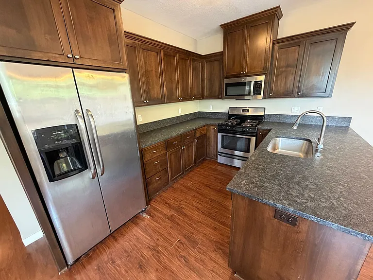 10460 SW Wilsonville Rd #6 — Photo 5