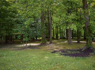 Jennings Dr, Painesville, OH 44077