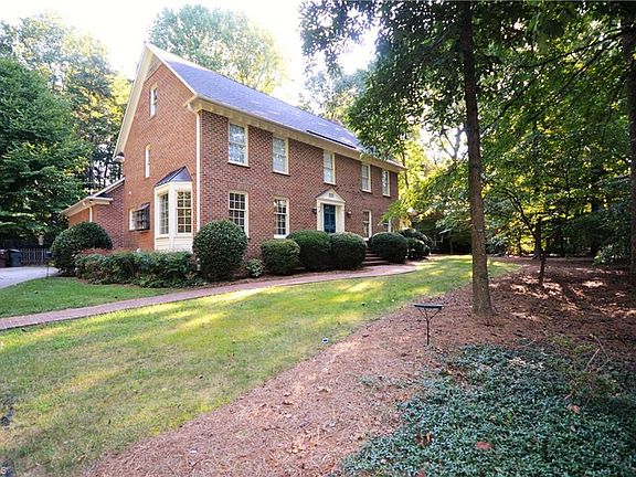 2nd image of 606 Blanton Pl