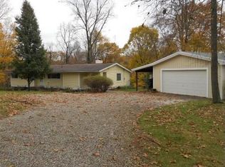 332 Dorrence Rd, Granville, OH 43023