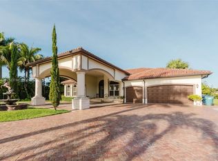 23525 SW 217th Ave, Homestead, FL 33031