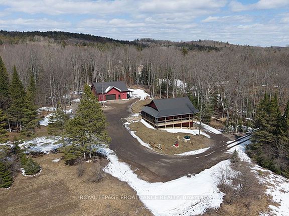 4th image of 3627 Letterkenny Rd