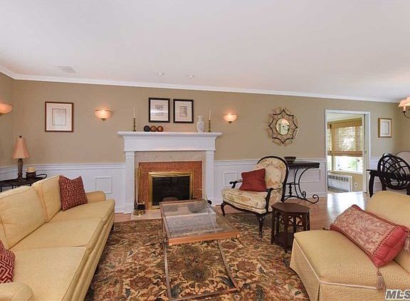 4th image of 479 Rose Ln