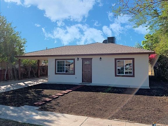 2nd image of 379 Magnolia Ave