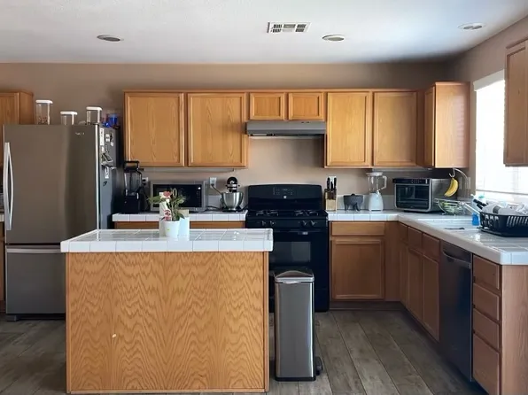 14048 Ruby St, Hesperia, CA 92344
