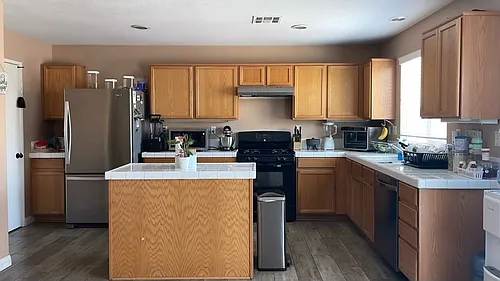 14048 Ruby St Photo 1