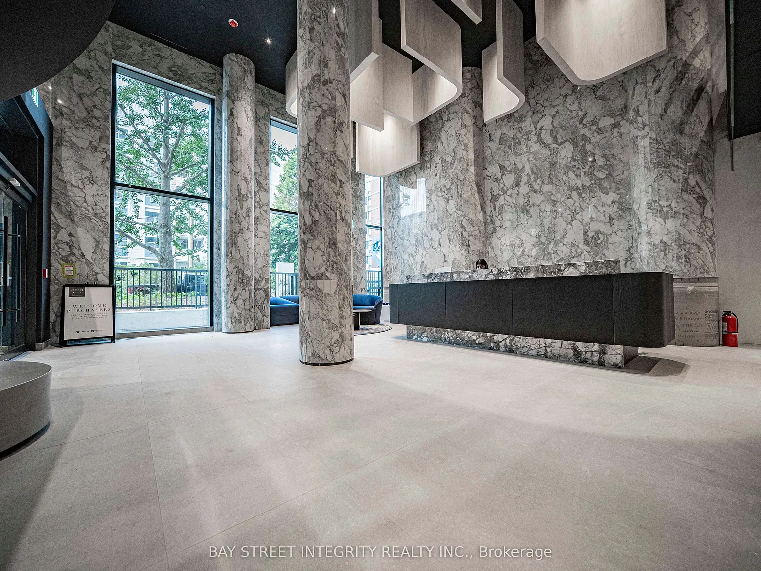South Forest Hill Residences — Photo 3