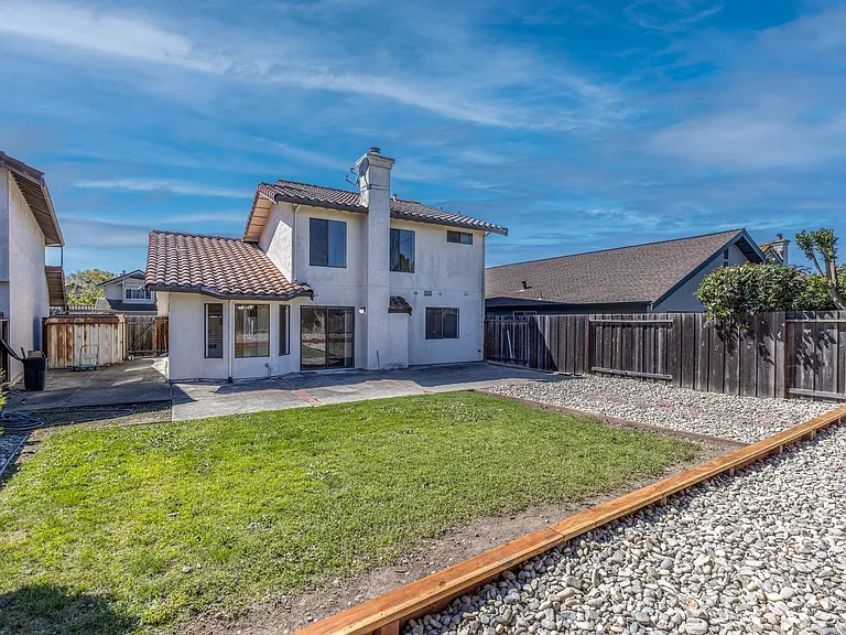 32725 Hilmar St — Photo 31