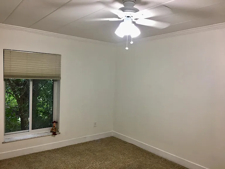 Guest Bedroom2