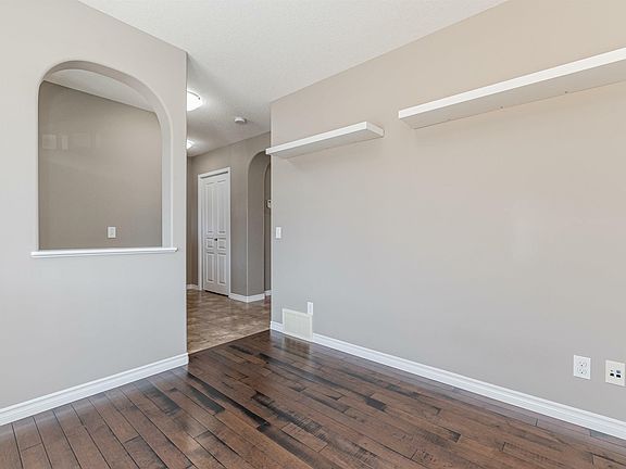 5th image of 21312 58th Ave NW