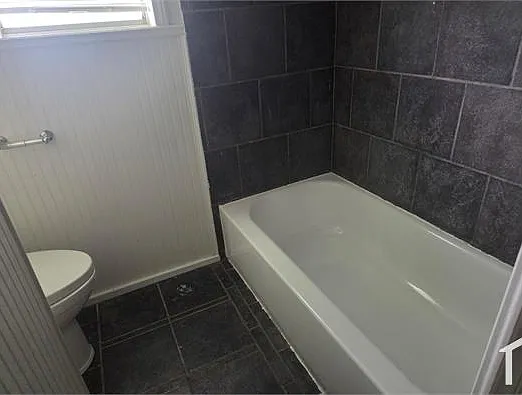 8762 Mickleton Dr — Photo 10
