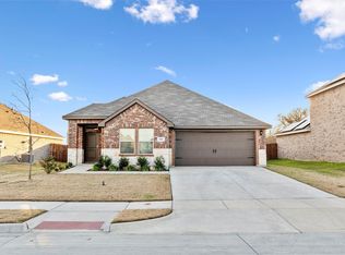 329 Unbridled Rd, Waxahachie, TX 75165
