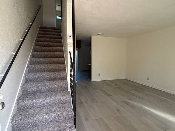 4th image of 101 Brookview St APT D