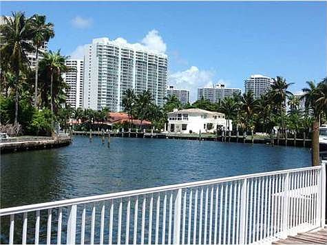 4th image of 240 Golden Beach Dr
