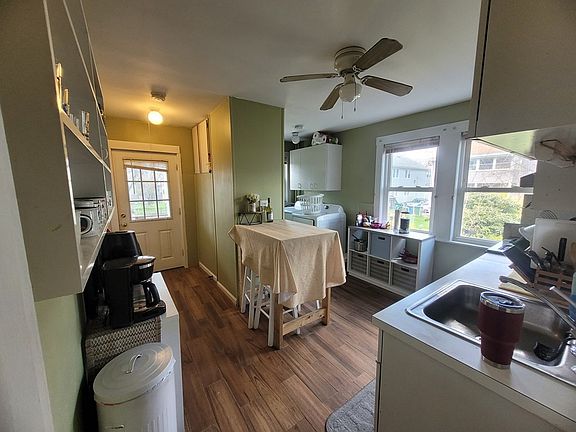 2nd image of 31 Lyman Ave Floor 1