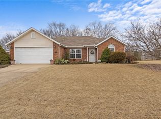 1286 Hackberry Pl, Elkins, AR 72727
