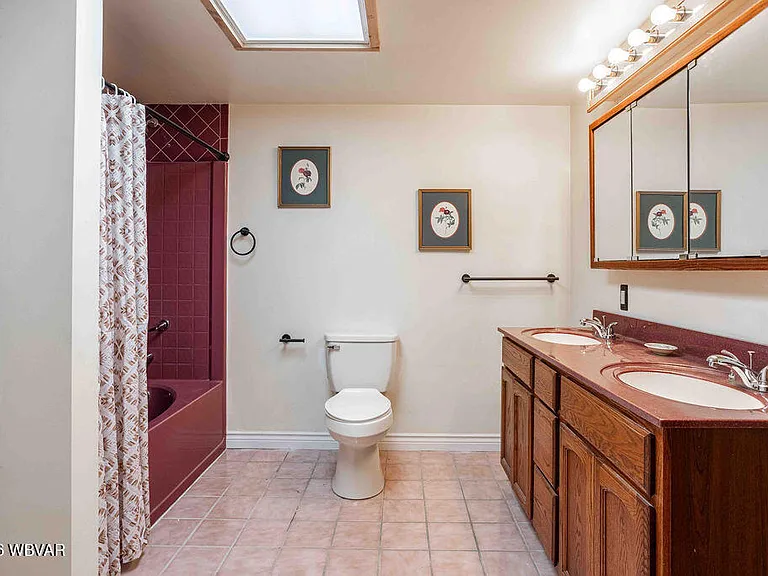 2269 N Williamson Rd — Photo 38