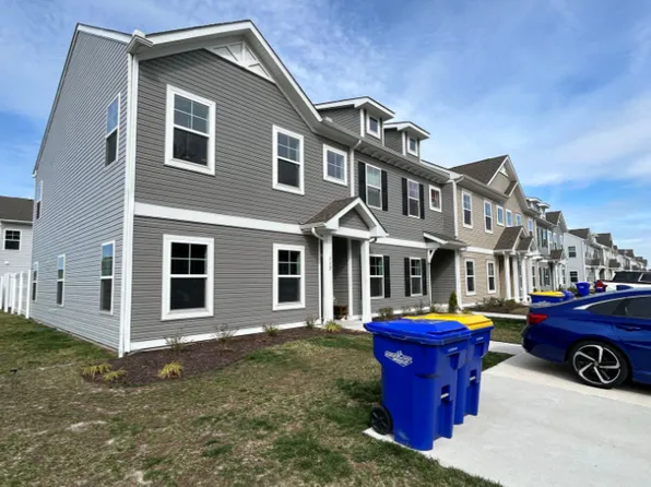 724 Sylvia St, Ellendale, DE 19941