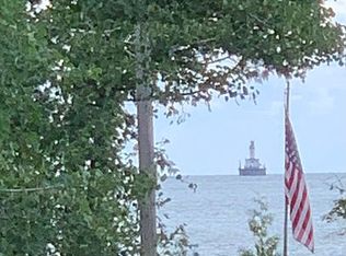 S St Martins Point, Hessel, MI 49745