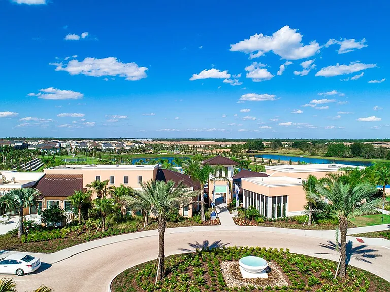 8927 Coconut Breeze Dr — Photo 84