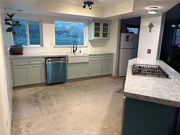 2nd image of 7825 Aurora Rd