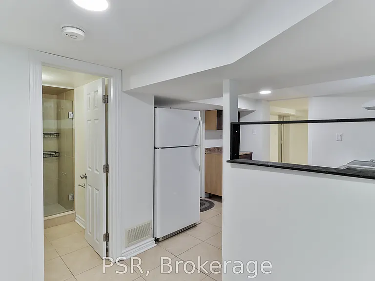 329 Vaughan Rd #LOWER — Photo 28