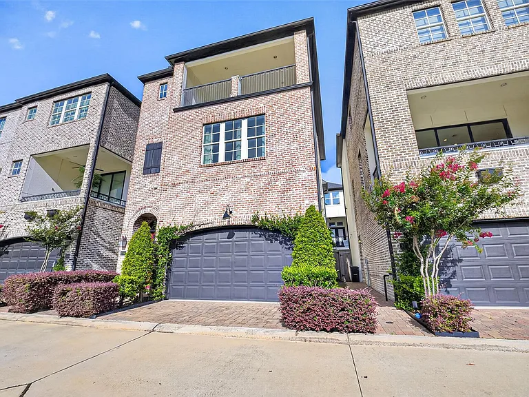 2713 Kinsley Oaks Dr — Photo 47