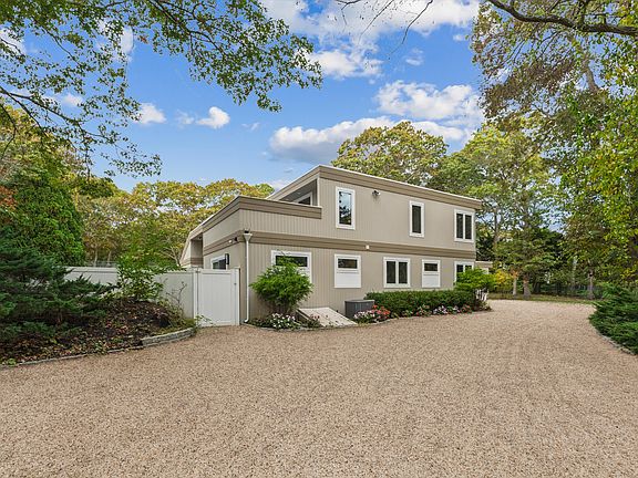 2nd image of 14 Woodland Ln