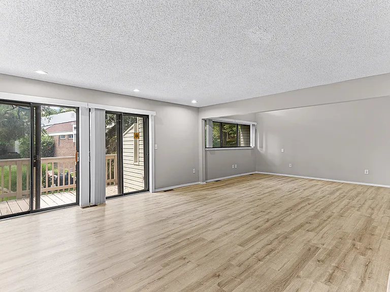 5317 Fairway Ln — Photo 11