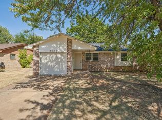 2624 Kings Rd, Moore, OK 73160