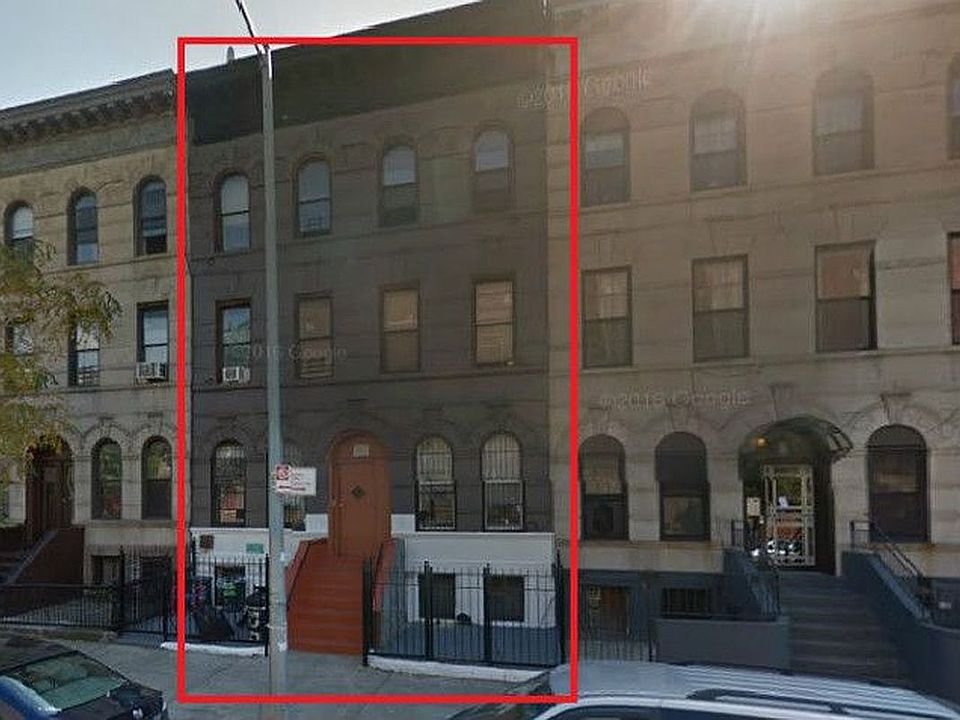 1st image of 526 Chauncey St